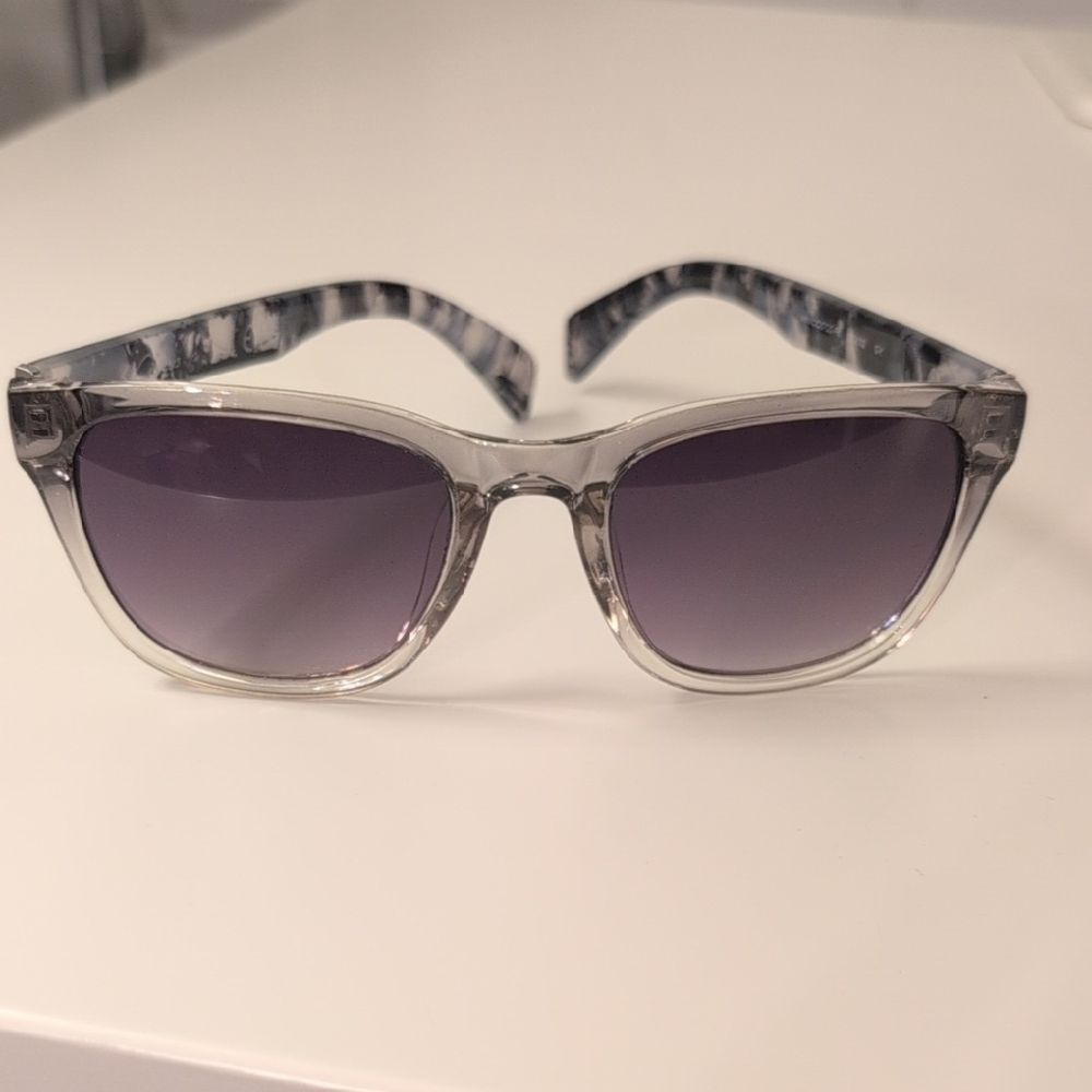 Gray And blue Sunglasses 😎😎